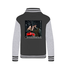 Laden Sie das Bild in den Galerie-Viewer, Shooting Cowboy - CountrySzene.ch Logo Varsity Jacket
