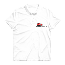 Laden Sie das Bild in den Galerie-Viewer, Shooting Cowboy - CountrySzene.ch Logo Premium Adult Polo Shirt
